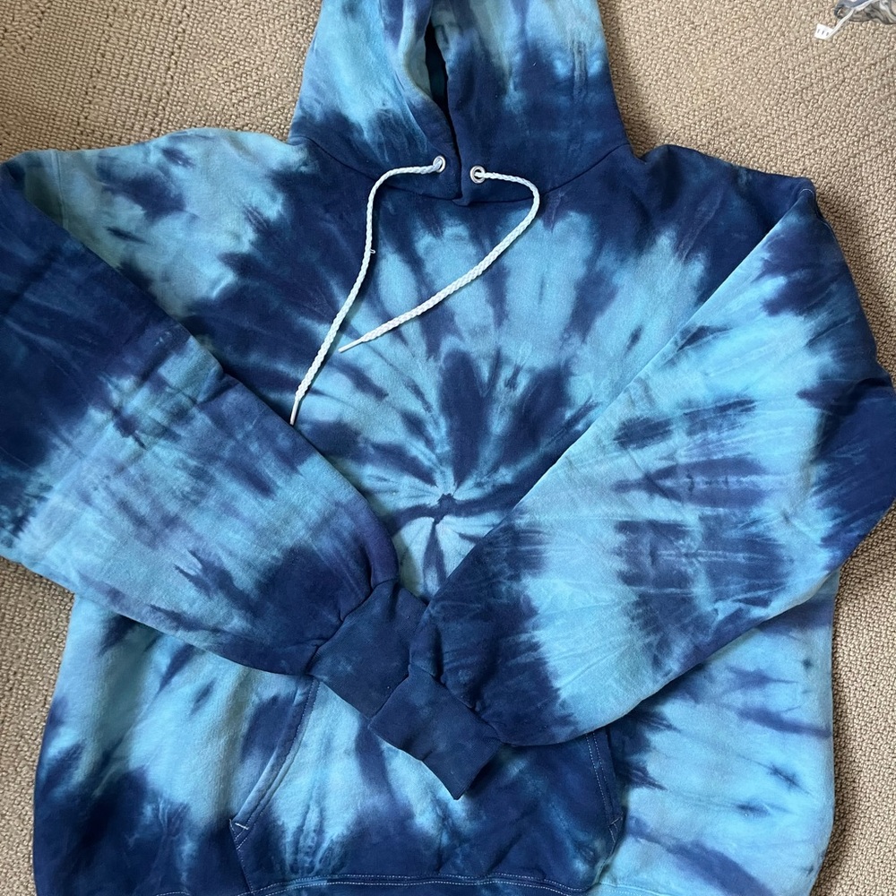 Size large thick, tie-dye hoodie, and wonderful condition